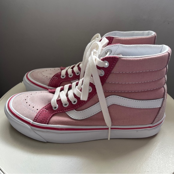 Limited Edition Vans x Aritzia TNA SK8-HI 38 Dx Collaboration - Picture 3 of 12